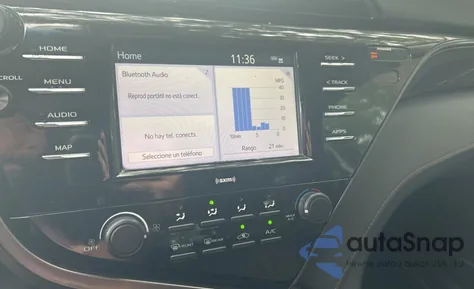 2020 Toyota Camry Le z USA, uszkodzony, nr VIN 4T1C11AK1LU999737